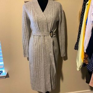 Kendall & Kylie long sleeve dress